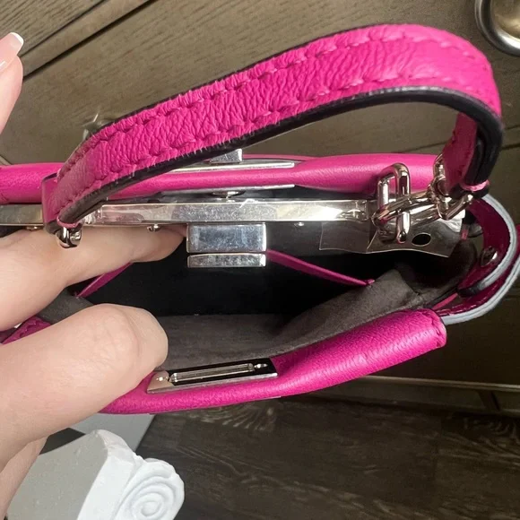 Fendi micro peekaboo fuchsia bag - Picture 12 of 14